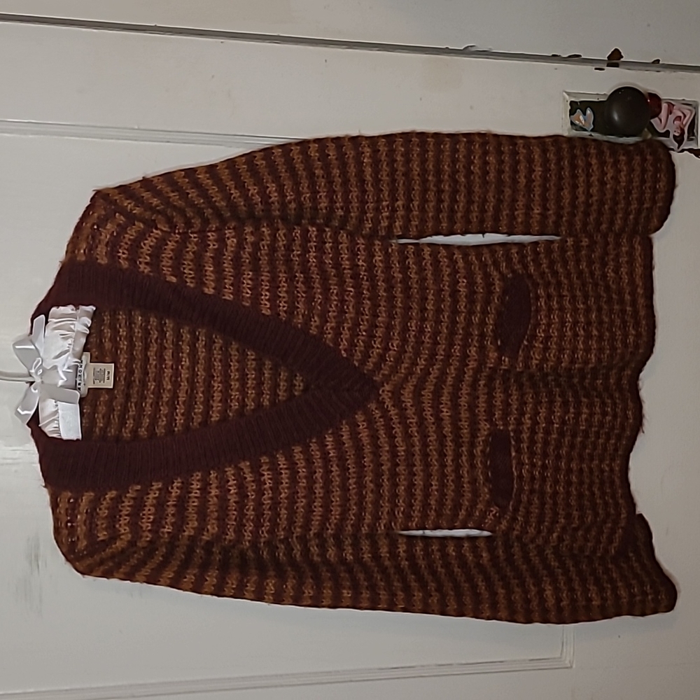 Retro-esque Pullover